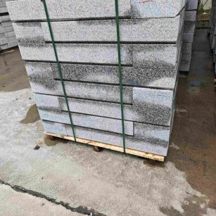 丽水芙蓉白路牙石，马路牙子