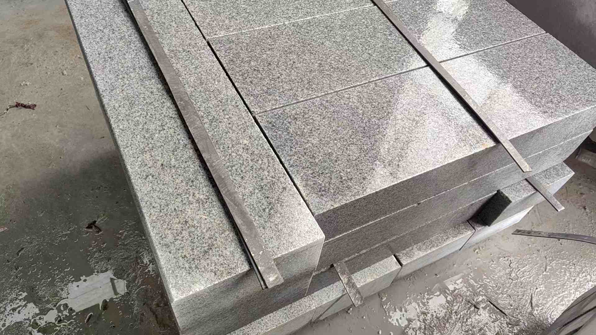 丽水芝麻灰 芝麻白 路牙石 路侧石 马路牙子